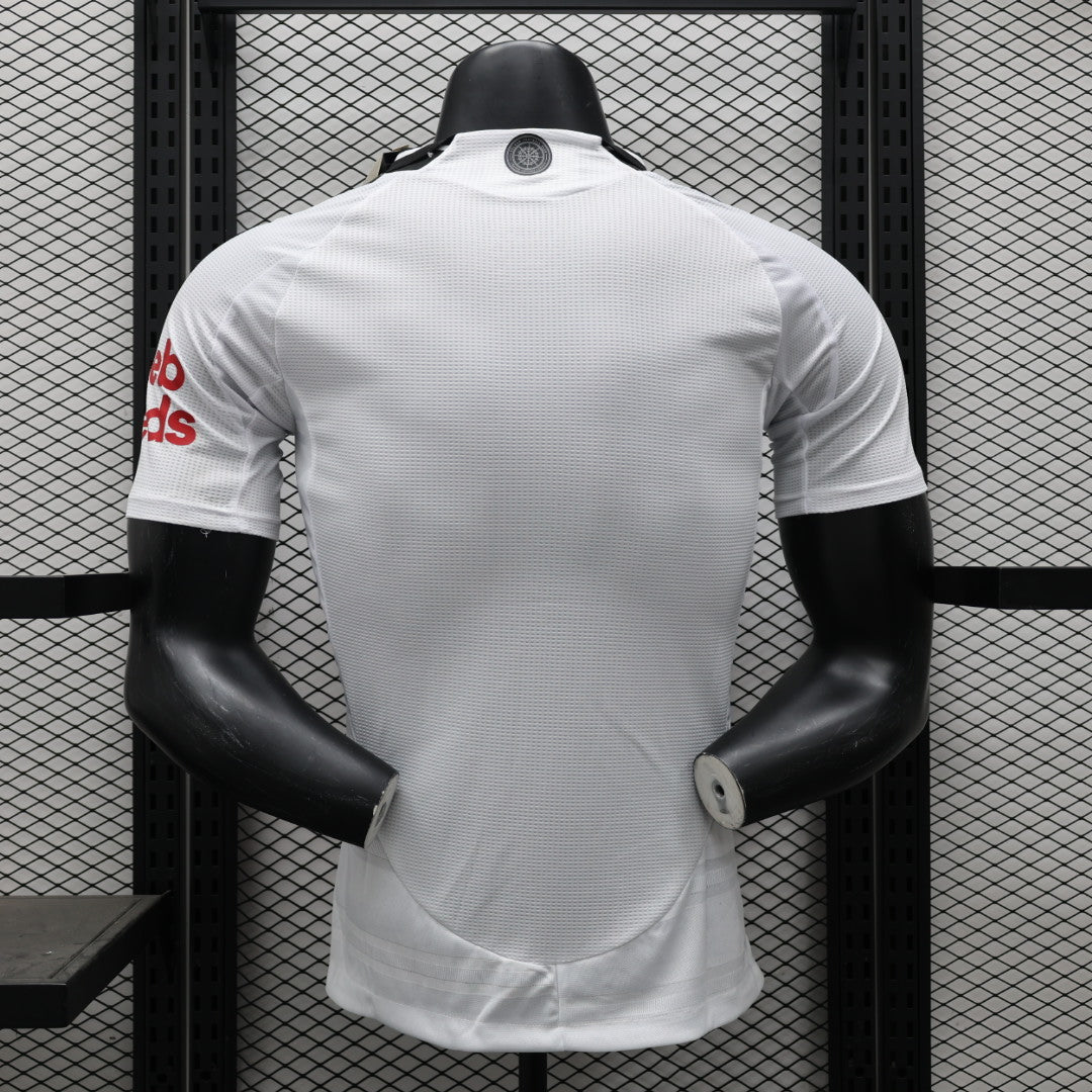 24/25 Player Fulham