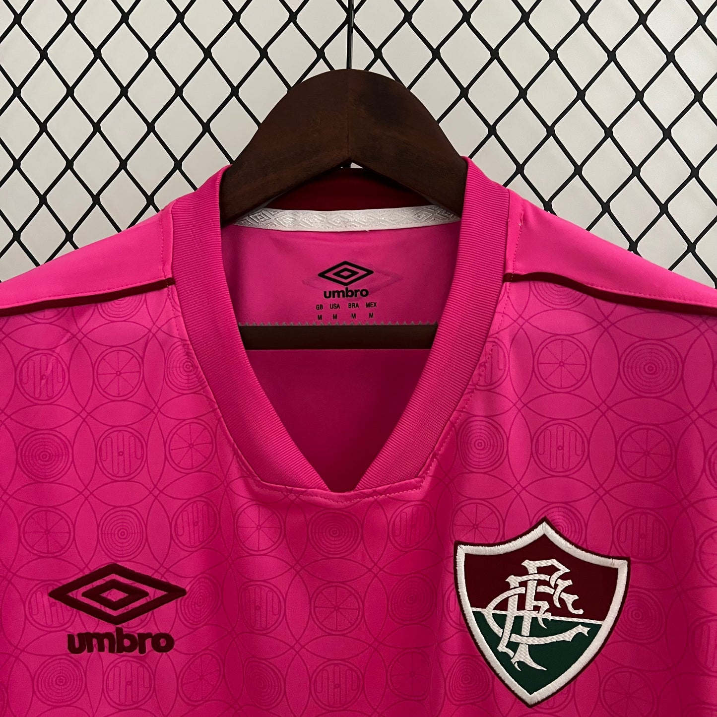 Camisa Fluminense 23/24 – edição rosa