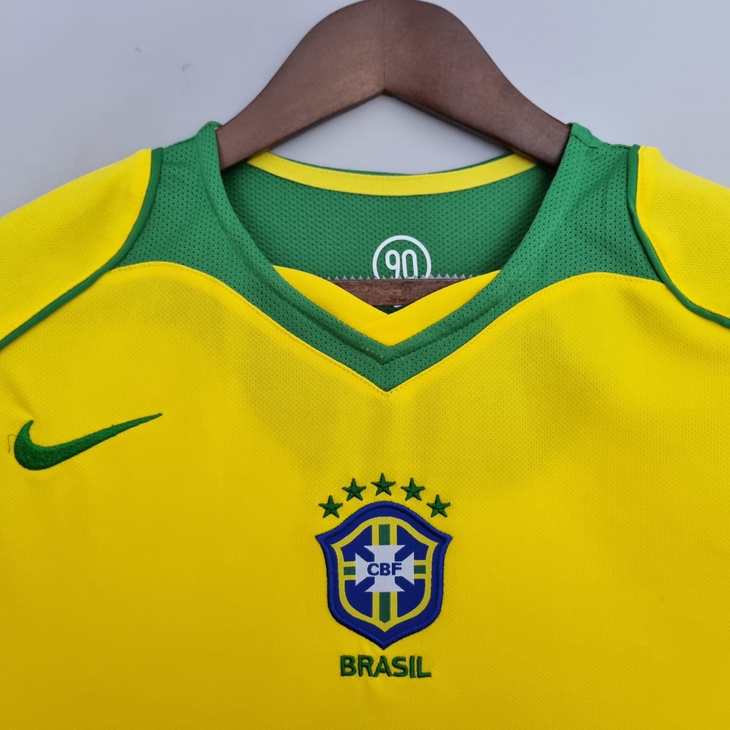 Retro Brazil 04/06 home